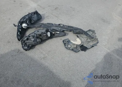 2017 Toyota Highlander Limited из США, поврежденный, VIN 5TDDZRFH6HS422341